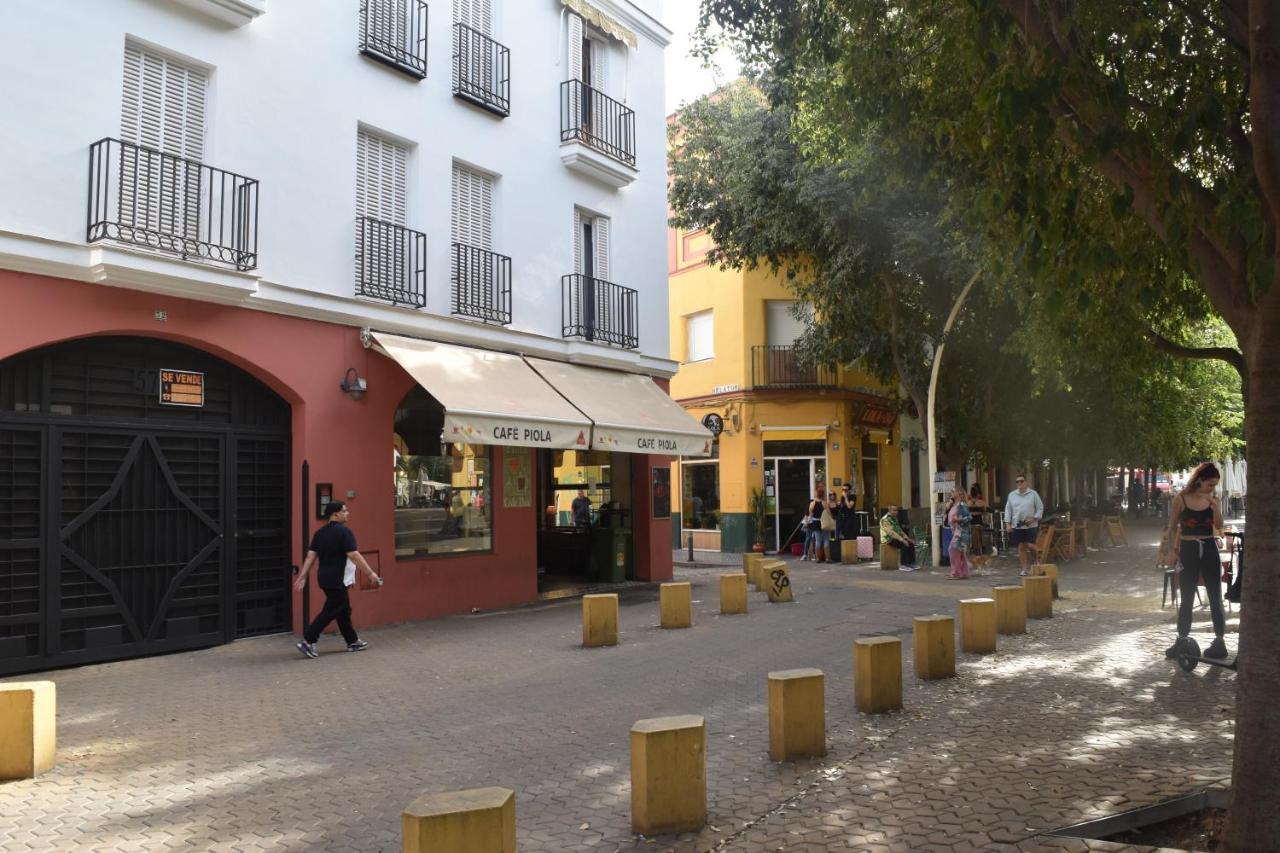 Alameda De Hercules, Gate Of Seville Center, Seville